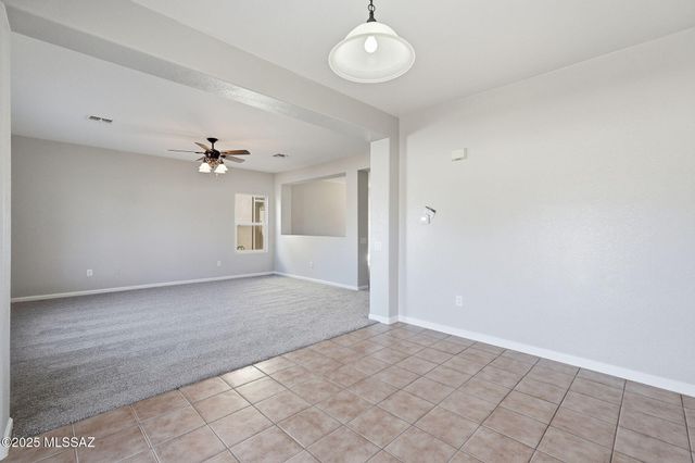 33728 S Colony Drive, Red Rock, AZ 85145