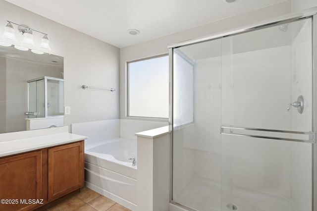 33728 S Colony Drive, Red Rock, AZ 85145