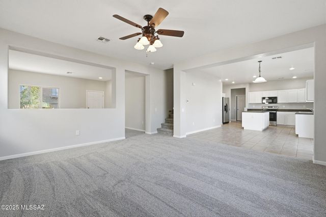 33728 S Colony Drive, Red Rock, AZ 85145