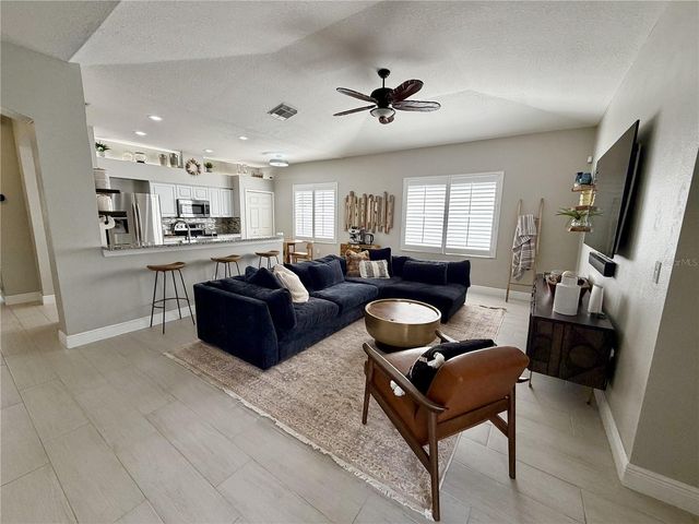 1764 OAK POND COURT, Oldsmar, FL 34677