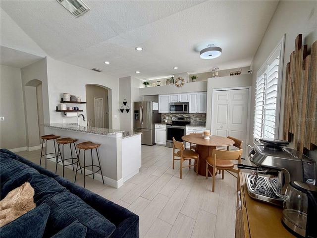 1764 OAK POND COURT, Oldsmar, FL 34677