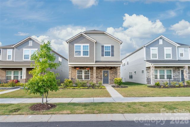 613 Cedar Knoll Circle, Pineville, NC 28134