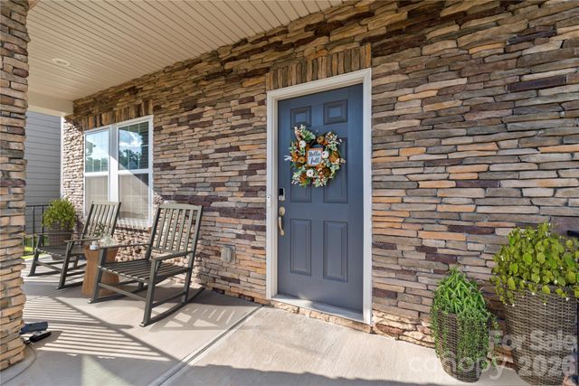 613 Cedar Knoll Circle, Pineville, NC 28134