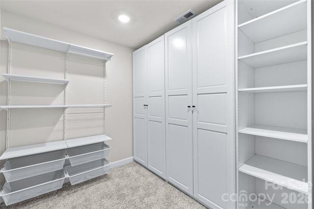 613 Cedar Knoll Circle, Pineville, NC 28134