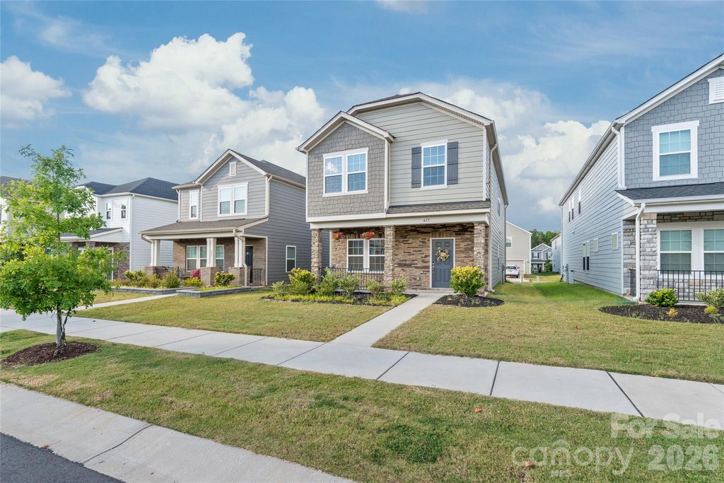 613 Cedar Knoll Circle, Pineville, NC 28134
