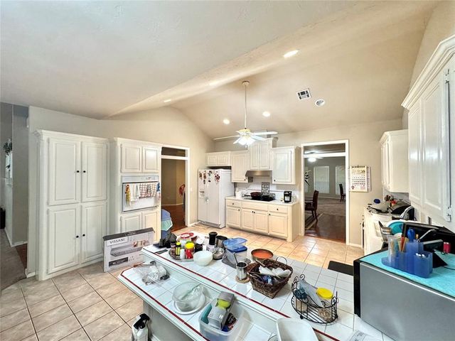 2509 Kingsley Lane, Oklahoma City, OK 73128