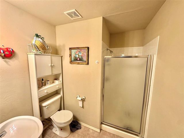 2509 Kingsley Lane, Oklahoma City, OK 73128