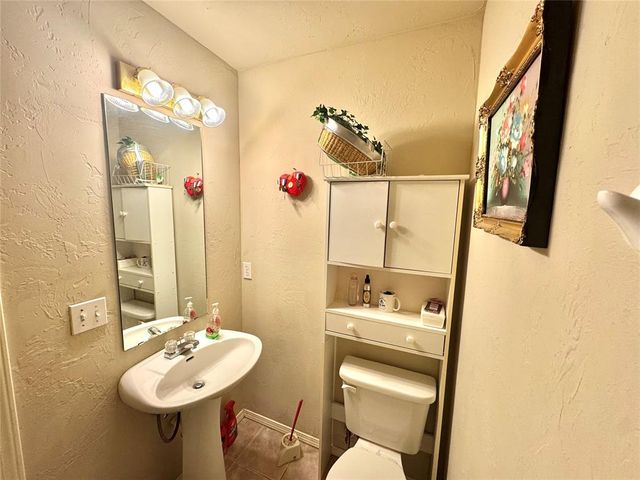 2509 Kingsley Lane, Oklahoma City, OK 73128