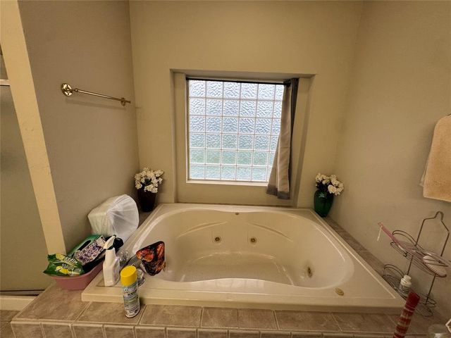 2509 Kingsley Lane, Oklahoma City, OK 73128