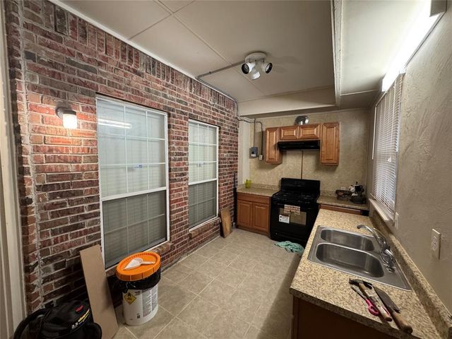 2509 Kingsley Lane, Oklahoma City, OK 73128