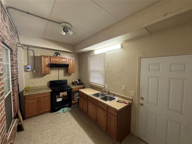 2509 Kingsley Lane, Oklahoma City, OK 73128