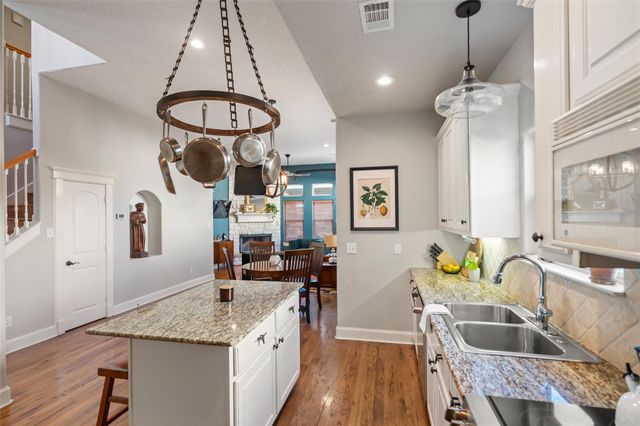 661 Old Plantersville Road, Montgomery, TX 77316