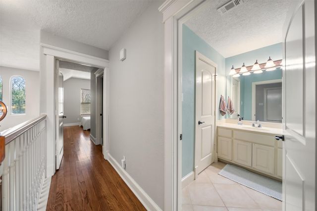 661 Old Plantersville Road, Montgomery, TX 77316