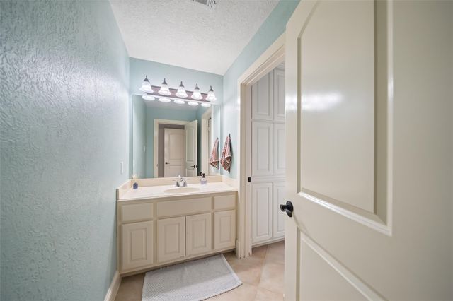 661 Old Plantersville Road, Montgomery, TX 77316