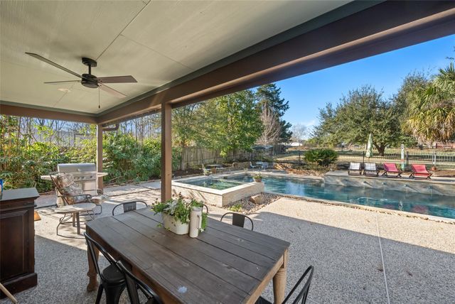 661 Old Plantersville Road, Montgomery, TX 77316