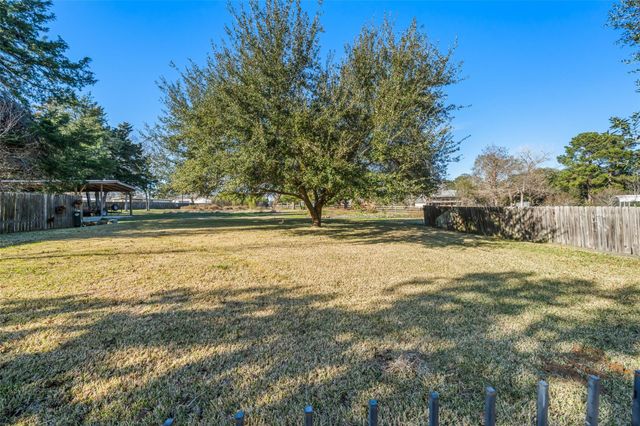 661 Old Plantersville Road, Montgomery, TX 77316