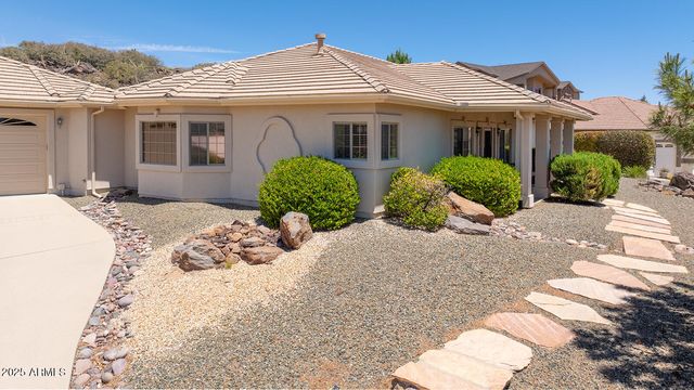 888 S LAKEVIEW Drive, Prescott, AZ 86301
