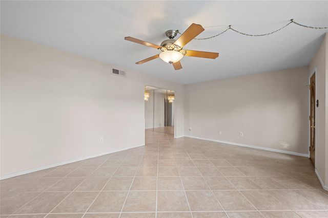 1303 Town Circle 4, Baytown, TX 77520