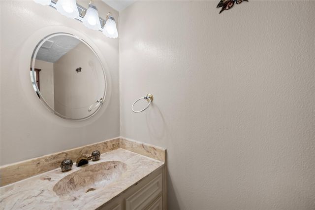 1303 Town Circle 4, Baytown, TX 77520