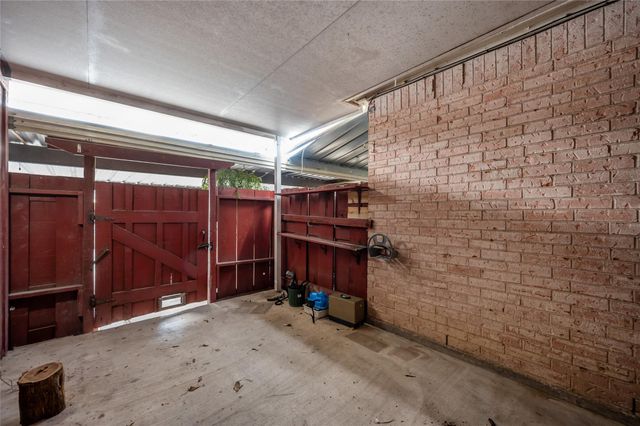 1303 Town Circle 4, Baytown, TX 77520