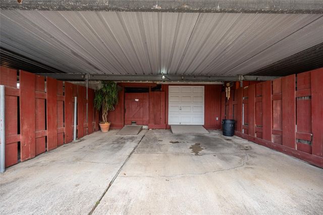 1303 Town Circle 4, Baytown, TX 77520