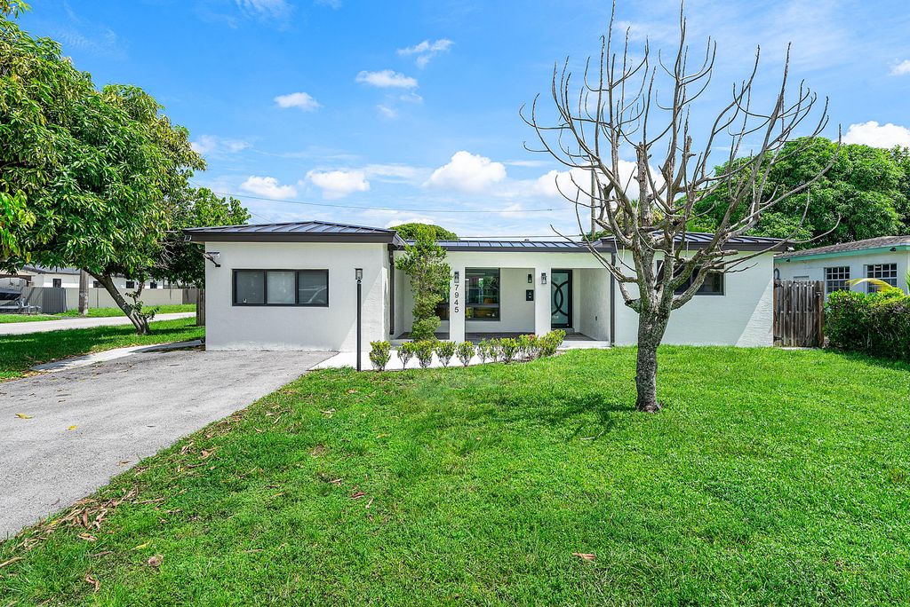 7945 Kismet Street, Miramar, FL 33023