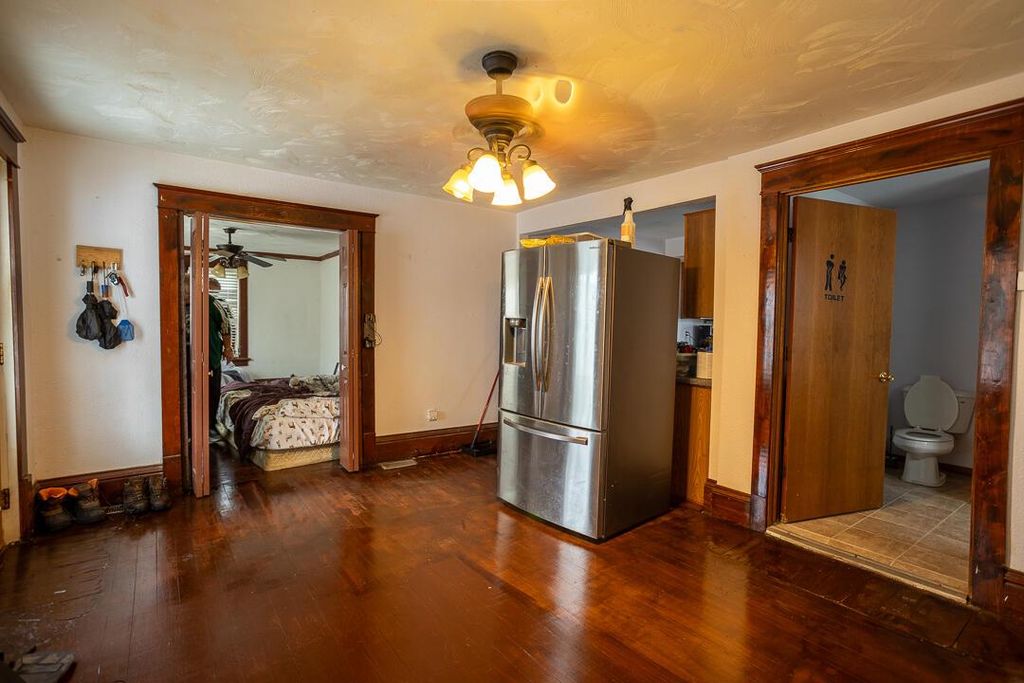 812 E Cady STREET, Watertown, WI 53094