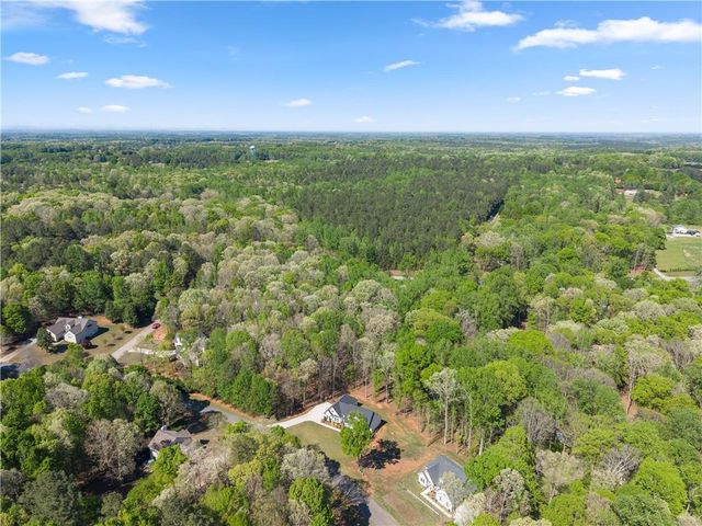 179 Prime Drive, Commerce, GA 30530