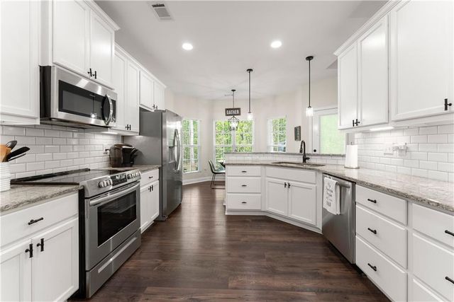 179 Prime Drive, Commerce, GA 30530
