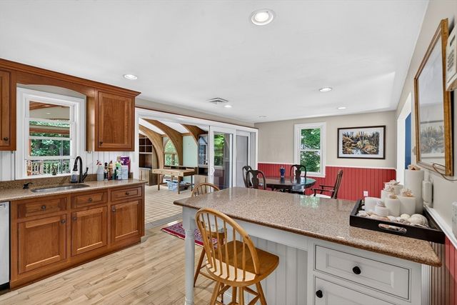 9 Oregon Ave, Braintree, MA 02184