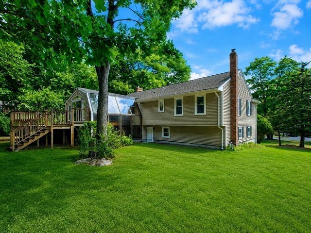 9 Oregon Ave, Braintree, MA 02184