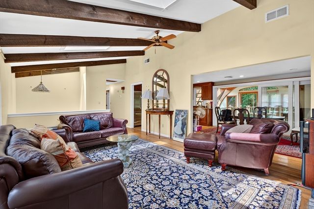 9 Oregon Ave, Braintree, MA 02184