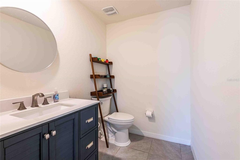 Image 14 of property listing at 12172 LILY MAGNOLIA LANE, Riverview, FL 33569