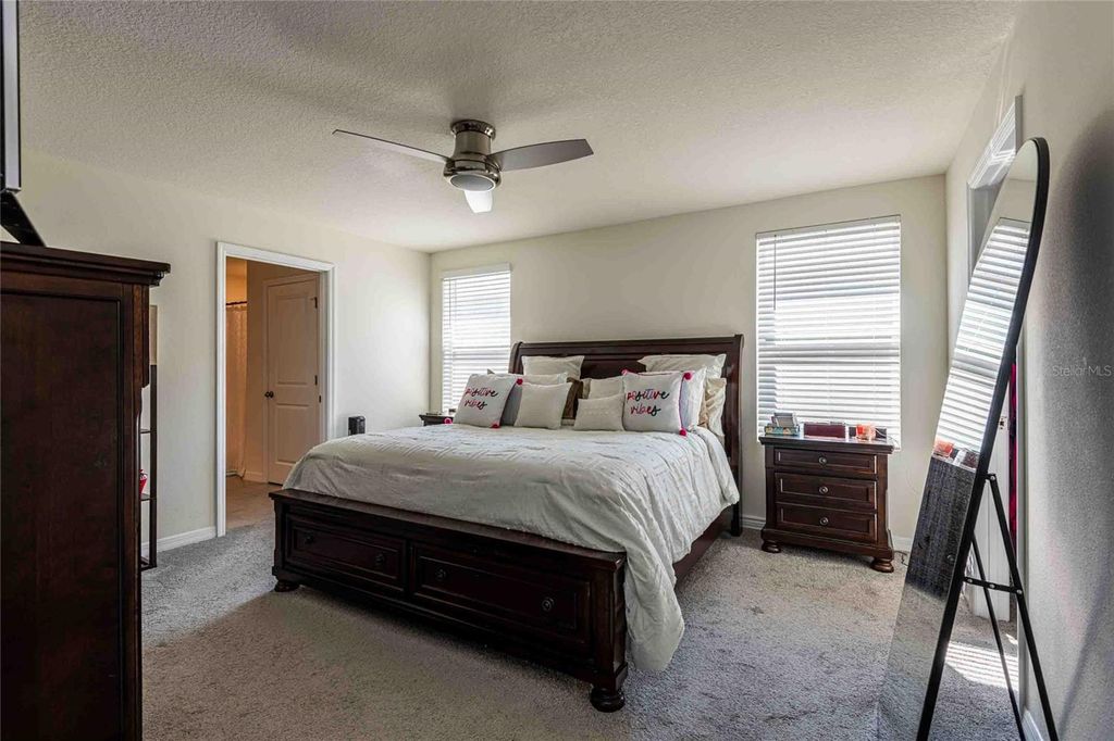 Image 15 of property listing at 12172 LILY MAGNOLIA LANE, Riverview, FL 33569