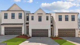 7266 Sherwood Square Drive 15, Flowery Branch, GA 30542