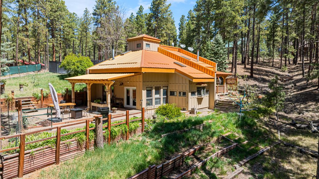 Image 1 of property listing at 187 Trilobite Trail, Jemez Springs, NM 87025