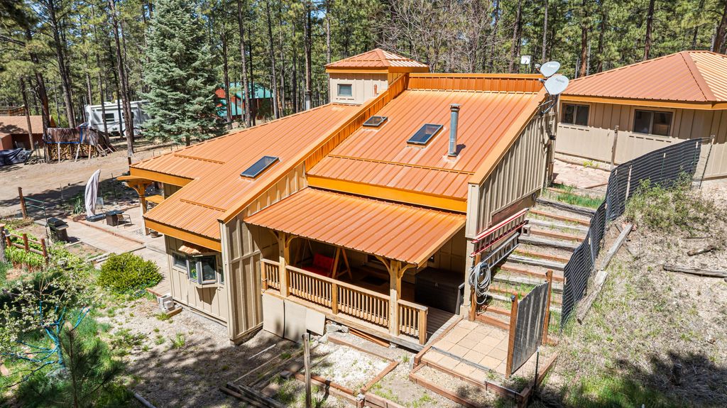 Image 27 of property listing at 187 Trilobite Trail, Jemez Springs, NM 87025