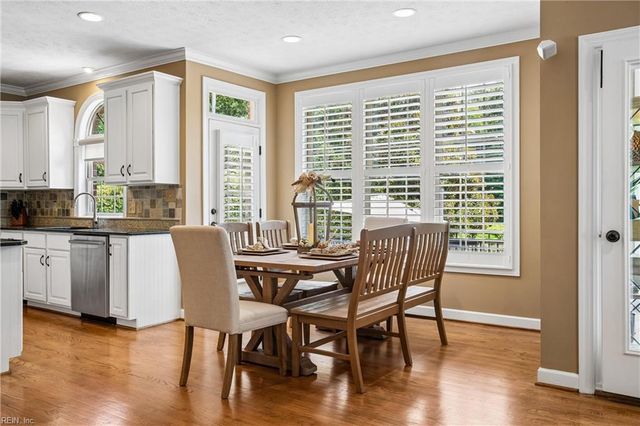 407 Blevins RN, Yorktown, VA 23693