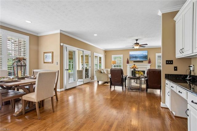 407 Blevins RN, Yorktown, VA 23693