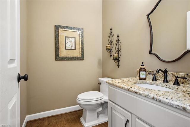 407 Blevins RN, Yorktown, VA 23693