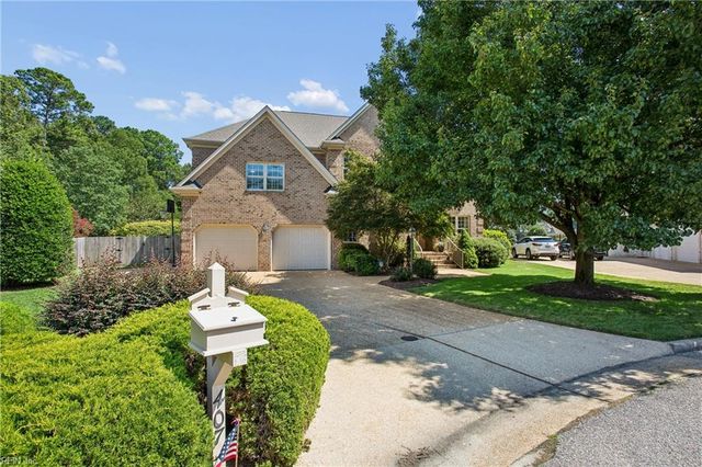 407 Blevins RN, Yorktown, VA 23693