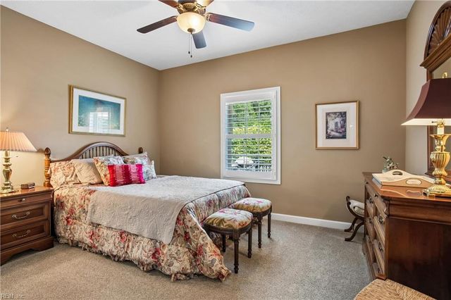 407 Blevins RN, Yorktown, VA 23693