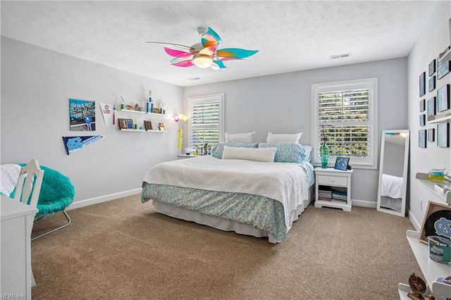 407 Blevins RN, Yorktown, VA 23693