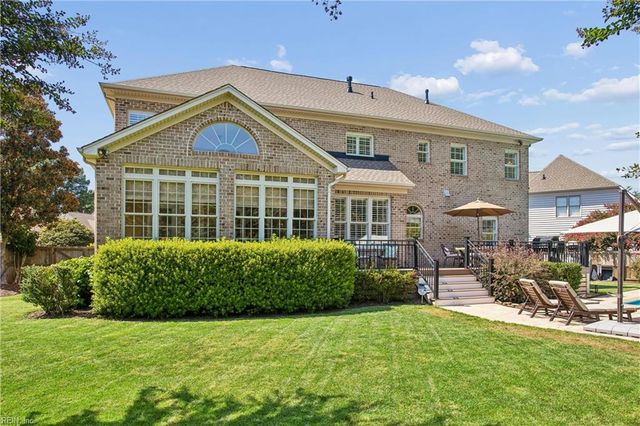 407 Blevins RN, Yorktown, VA 23693