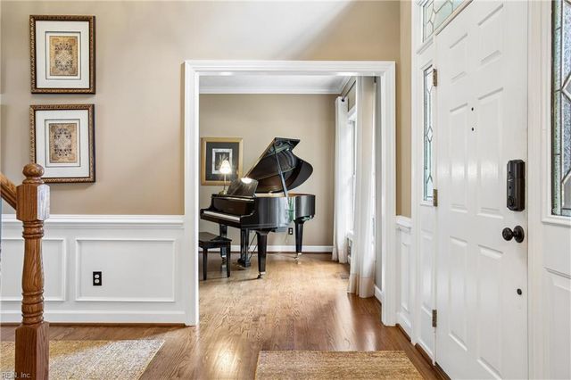 407 Blevins RN, Yorktown, VA 23693