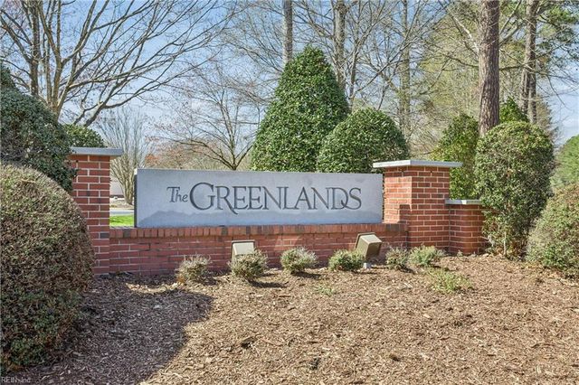 407 Blevins RN, Yorktown, VA 23693