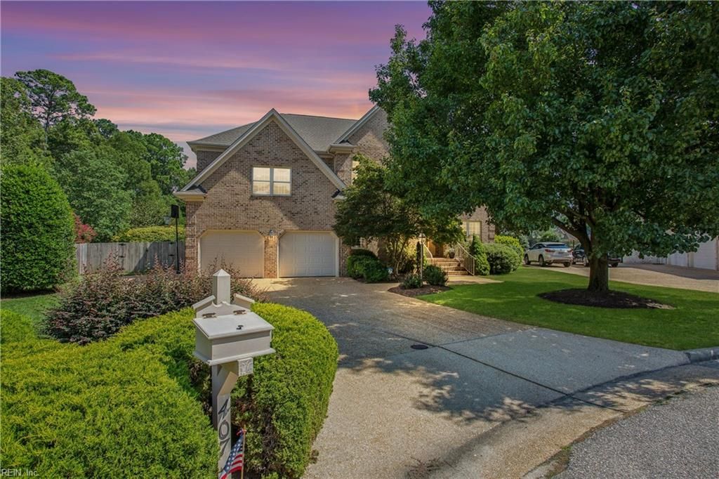 407 Blevins RN, Yorktown, VA 23693