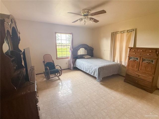 17022 Jimenez Road, San Benito, TX 77449