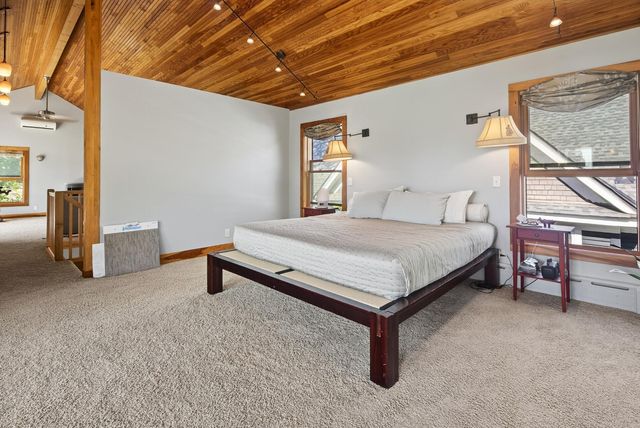 1920 Fremont Avenue S, Minneapolis, MN 55403