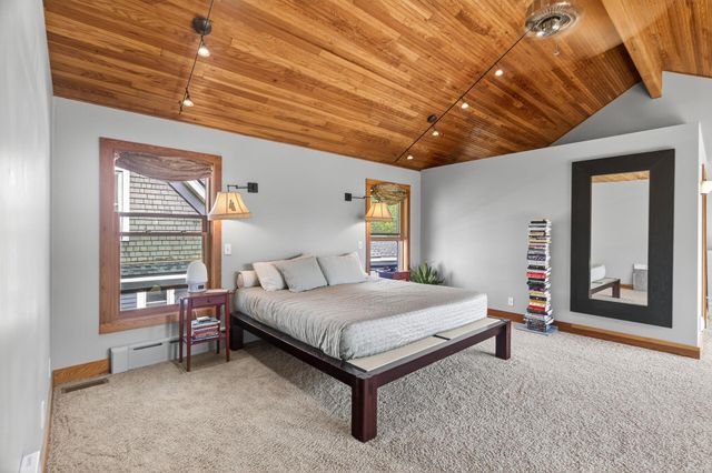 1920 Fremont Avenue S, Minneapolis, MN 55403